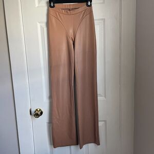 SKIMS Faux Leather Seamed Boot Cut Pants Womens Small Tan/Brown Stretch